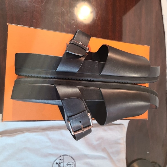 Hermes Mumbai Sandals - Picture 6 of 7